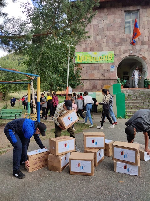 Las últimas cajas con ayuda social fueron entregadas en Ankavan